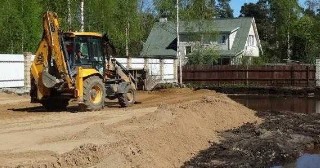 Отсыпка грунта Сланцы, цена от 205 руб.